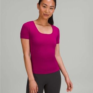 Lululemon ebb to street short sleeve in magenta purple size 2